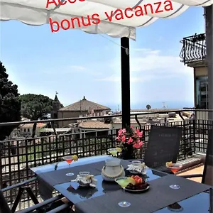 La Petite Maison , Taormina Italië