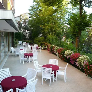 Ariston Hotel